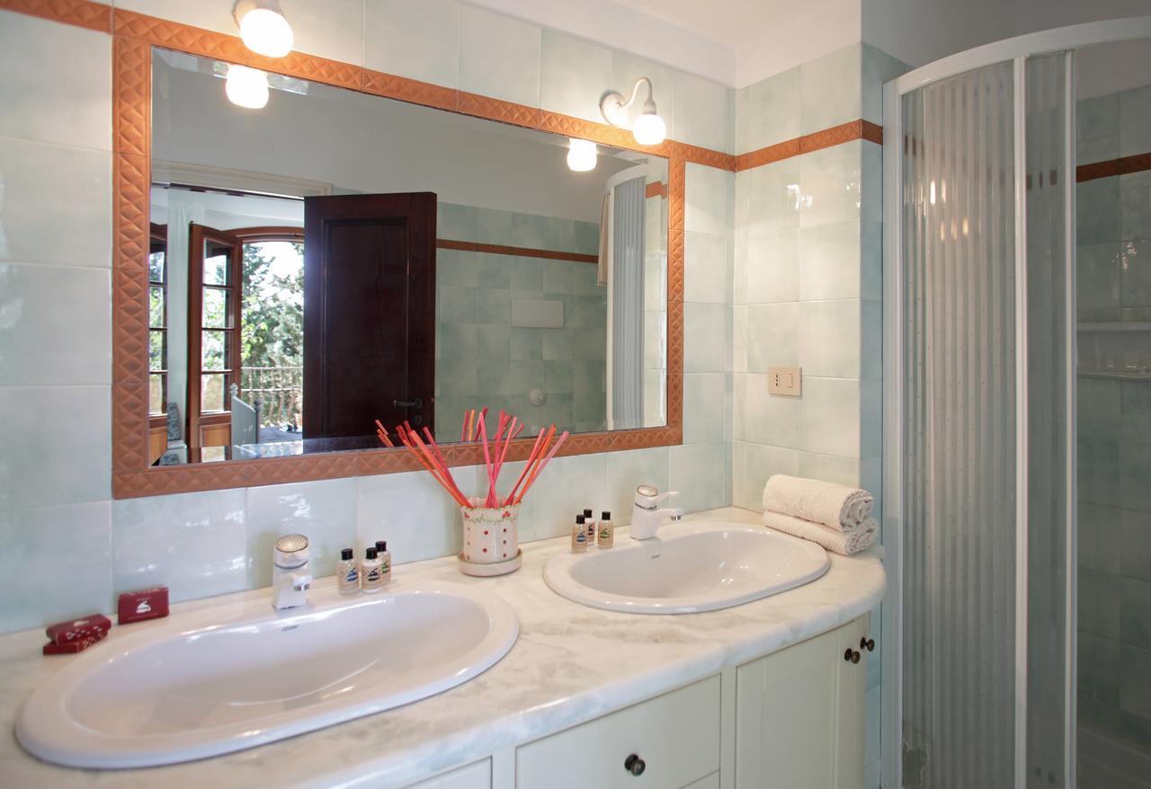 Residenza Terrazze Sul Mare Bed & Breakfast Santa Flavia Phòng bức ảnh